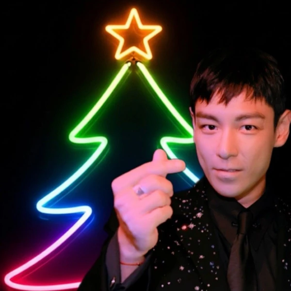 Top Photo Full of T.O.P Love