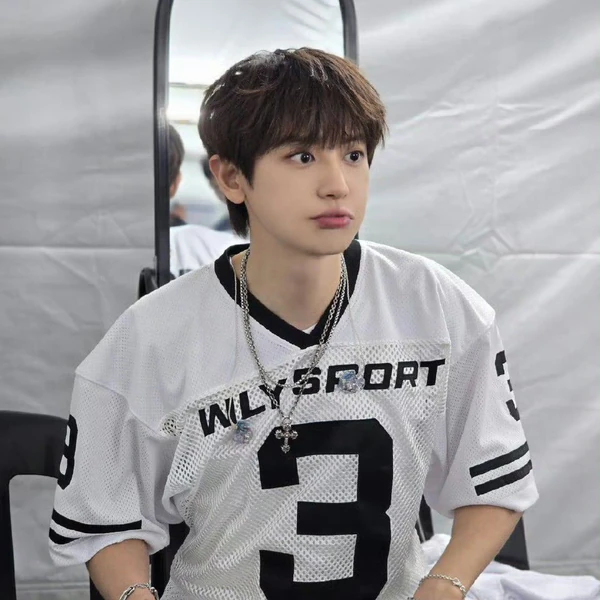 Today's Most Loved EXO