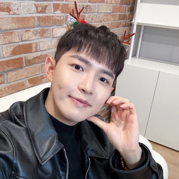 김재환 팬심 가득한 인기 사진