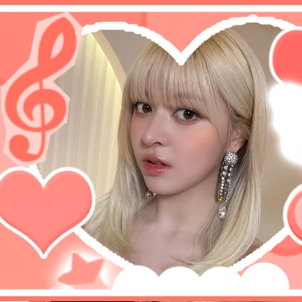 Today's Most Loved LILY (NMIXX)