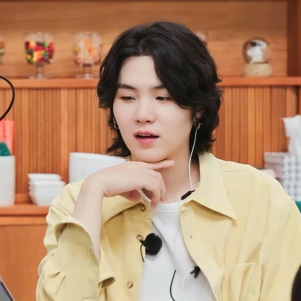 粉丝票选的SUGA (防弹少年团)最佳瞬间