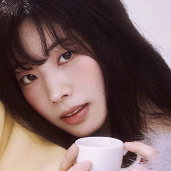 오늘 가장 사랑받은 다현 (TWICE)의 모습