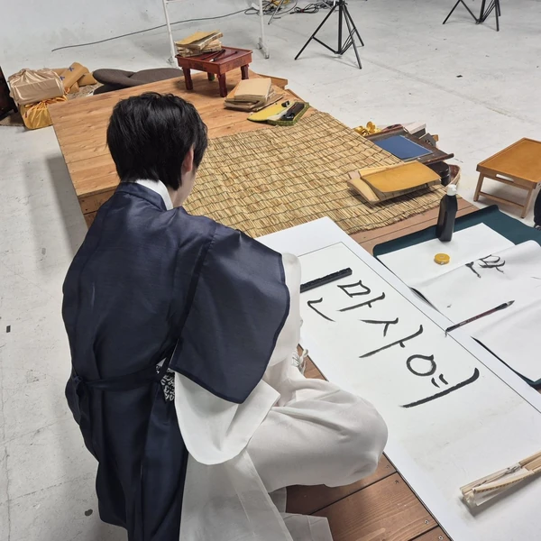 ENHYPEN 팬심 가득한 인기 사진