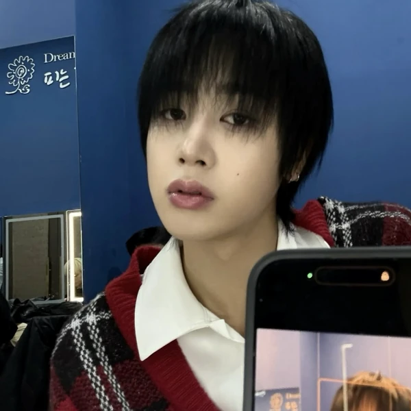 Today's Most Loved Xikers