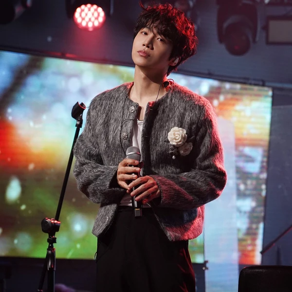 Today's Most Loved PENTAGON