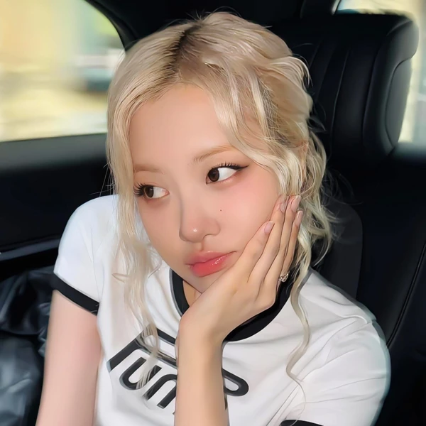 粉丝票选的ROSÉ (BLACKPINK)最佳瞬间