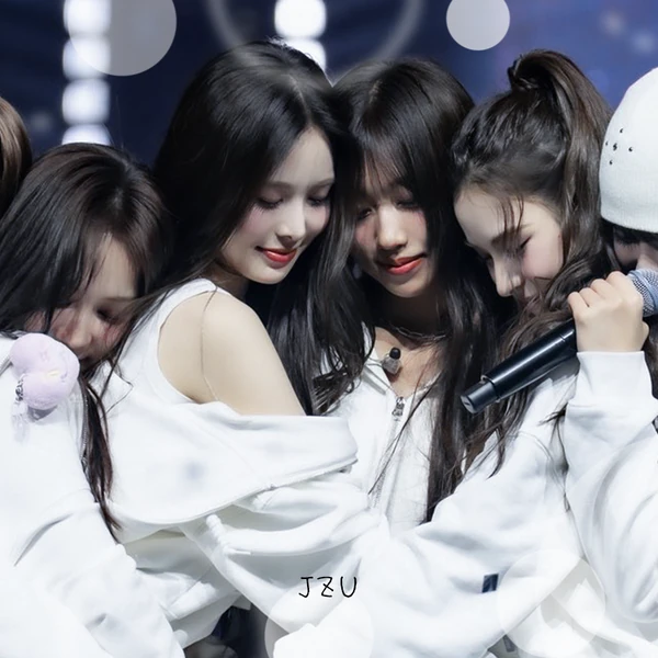 Fans' Pick: Best Moment of izna