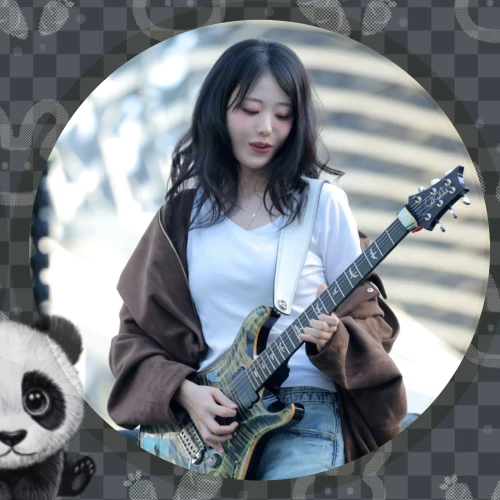 Top Photo Full of Hina (QWER) Love