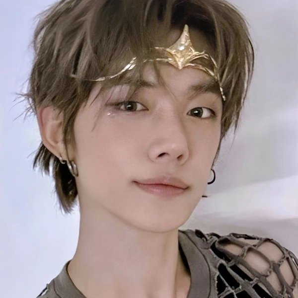 Foto Populer Penuh Cinta untuk Yeonjun (TOMORROW X TOGETHER)