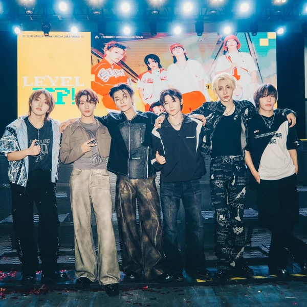 Top Photo Full of BOY STORY Love