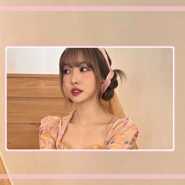 Today's Most Loved Yuju (GFRIEND)