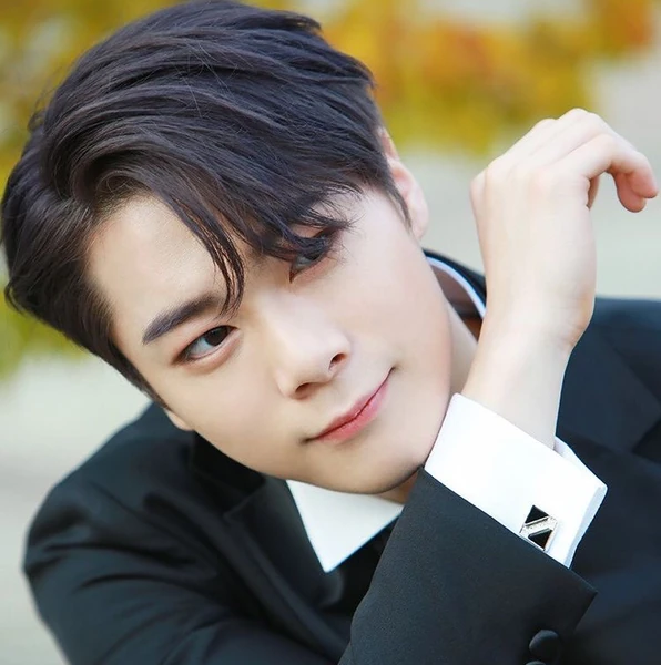 Top Photo Full of Moonbin (ASTRO) Love