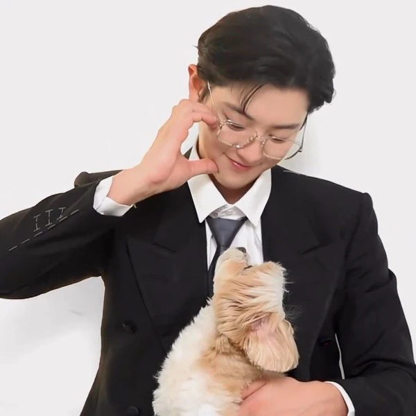 今日最受喜愛的燦烈 (EXO)