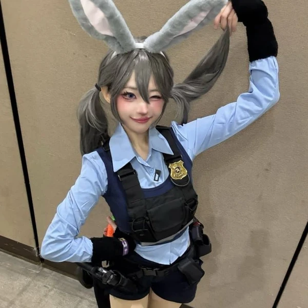 Today's Most Loved Hina (QWER)