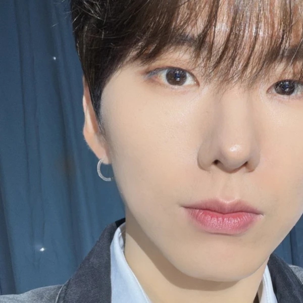 Foto perwakilan Kihyun (MONSTA X) yang bersinar hari ini di Choeaedol