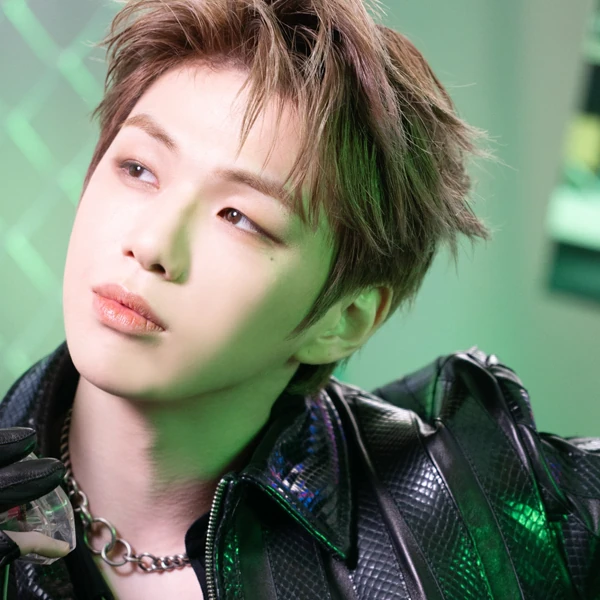 Momen Terbaik Kang Daniel Pilihan Penggemar