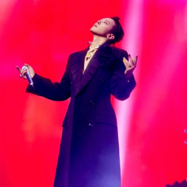 Today's Most Loved G-DRAGON (BIGBANG)