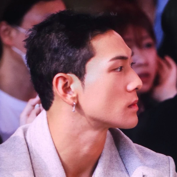 백호 팬심 가득한 인기 사진