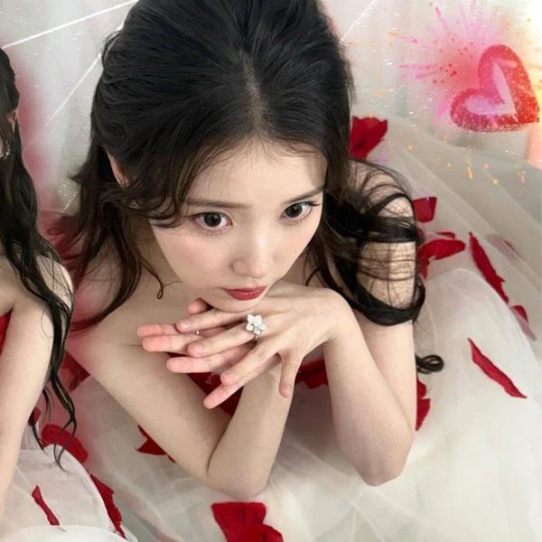 Top Photo Full of IU Love