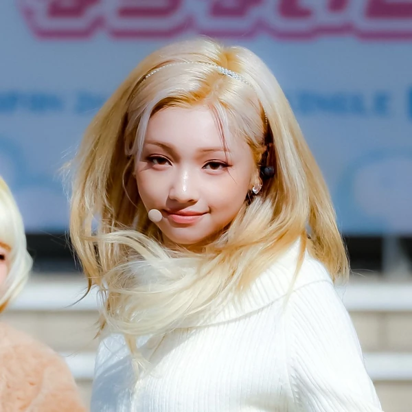 Top Photo Full of Gehlee (UNIS) Love