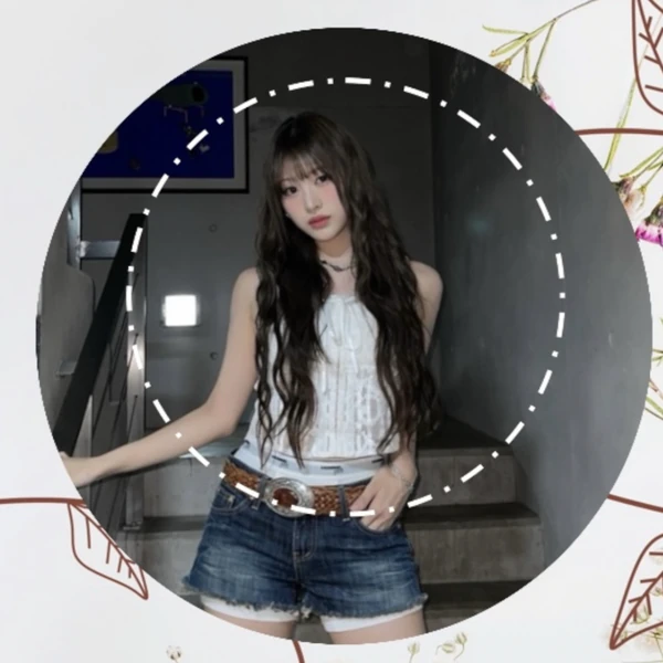 오늘 가장 사랑받은 미나미 (리센느)의 모습