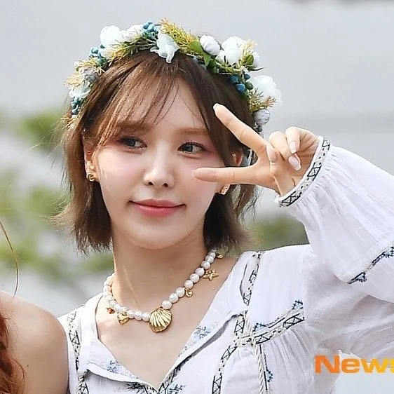 Today's Most Loved Wendy (Red Velvet)