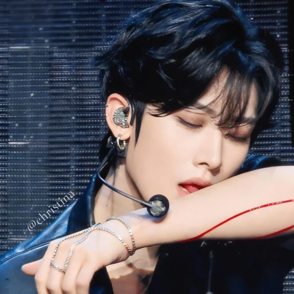 Today's Most Loved Ricky (ZEROBASEONE)