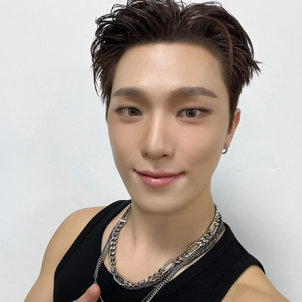 今天最受喜爱的Dino (SEVENTEEN)