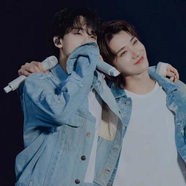 Top Photo Full of SEVENTEEN Love