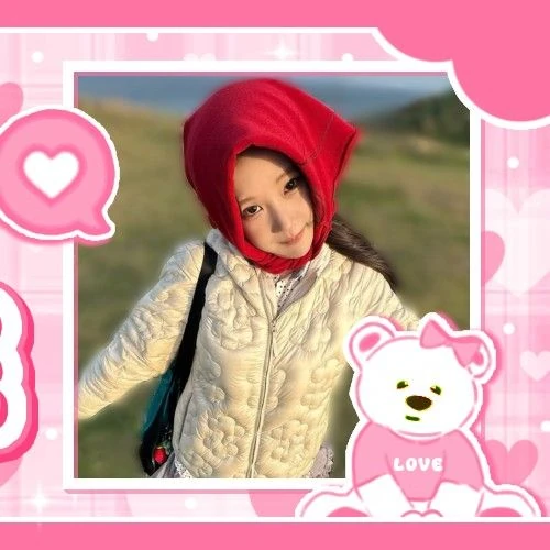 Top Photo Full of Joo E (MOMOLAND) Love