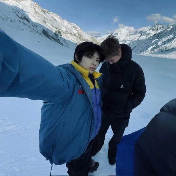 Top Photo Full of CORTIS Love