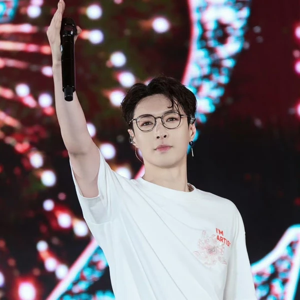 Today's Most Loved Lay (EXO)