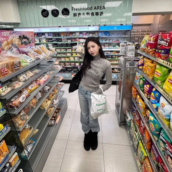 今日最も愛されたオ・ハヨン (Apink)の姿