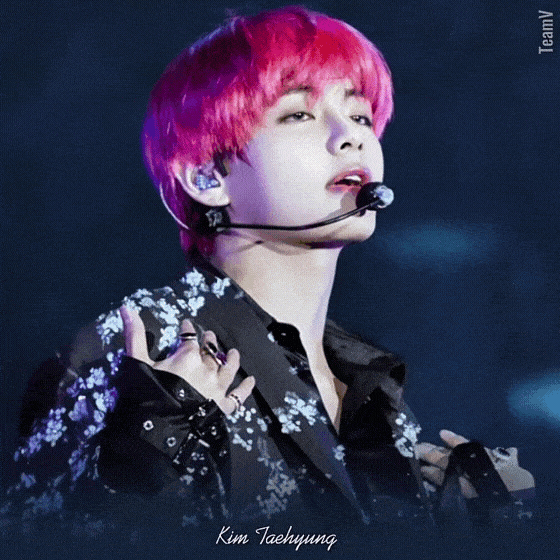 Fans' Pick: Best Moment of V (BTS)