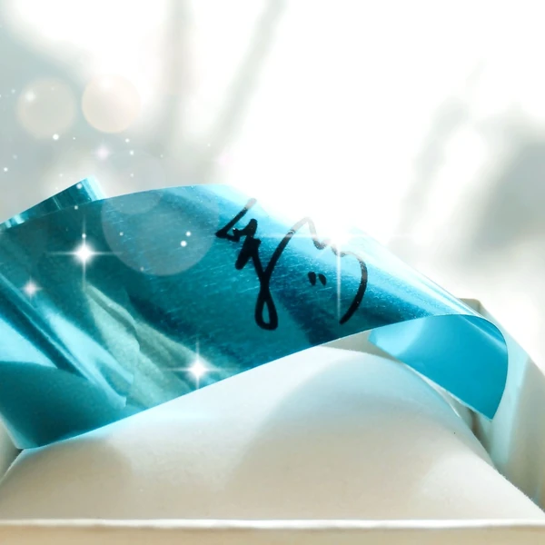 Top Photo Full of Iroha (ILLIT) Love