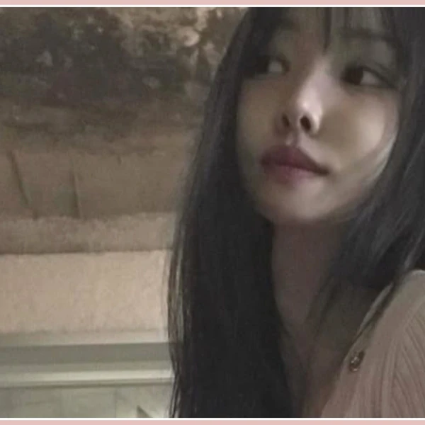 Top Photo Full of Yuju (GFRIEND) Love