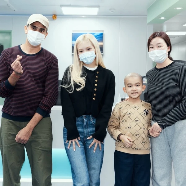 로제 (BLACKPINK) 팬심 가득한 인기 사진