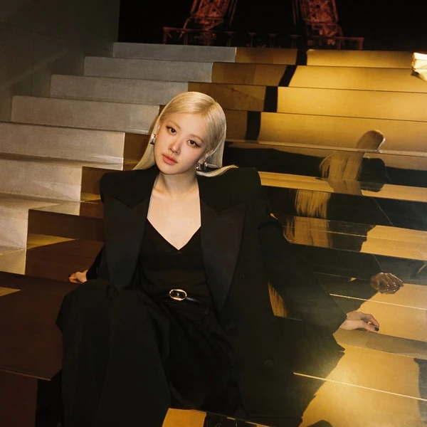 오늘 가장 사랑받은 로제 (BLACKPINK)의 모습