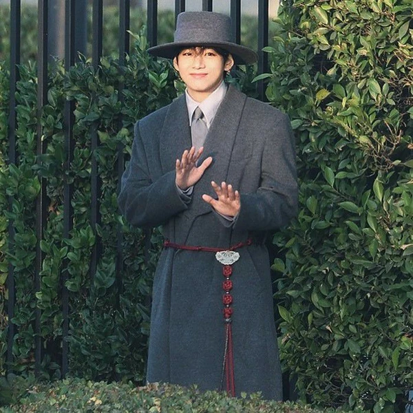 今日最受喜愛的V (防彈少年團)