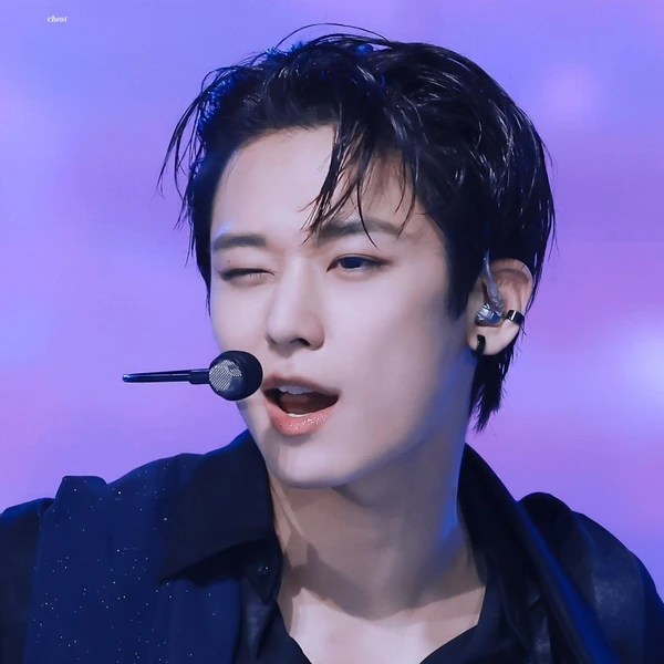 今天最受喜爱的柱延 (THE BOYZ)