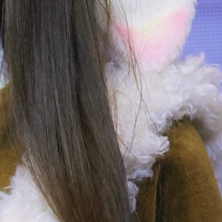 Top Photo Full of Ye-on (Hearts2Hearts) Love