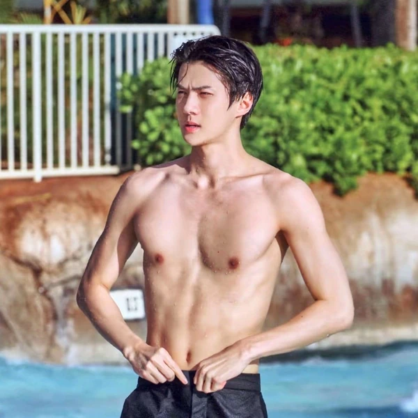 今日最も愛されたセフン (EXO)の姿