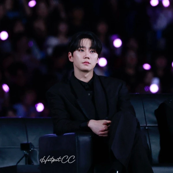 Today's Most Loved Lee Junyoung