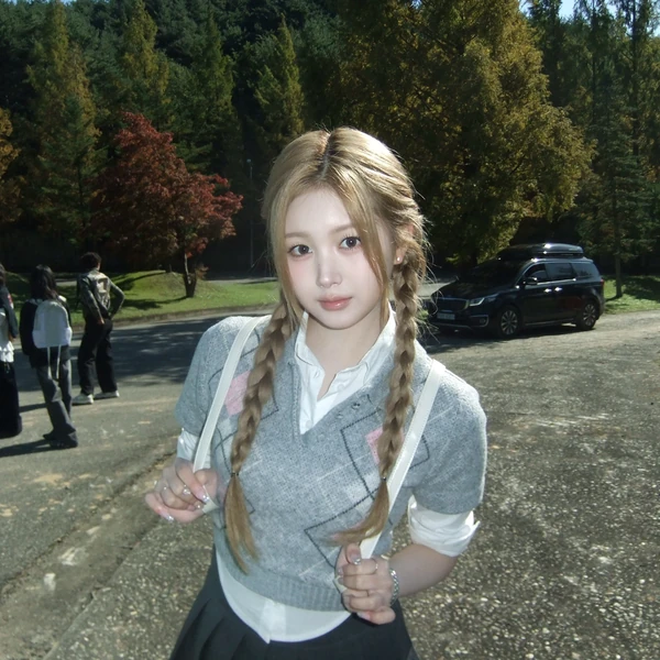 Today's Most Loved Joobin (tripleS)