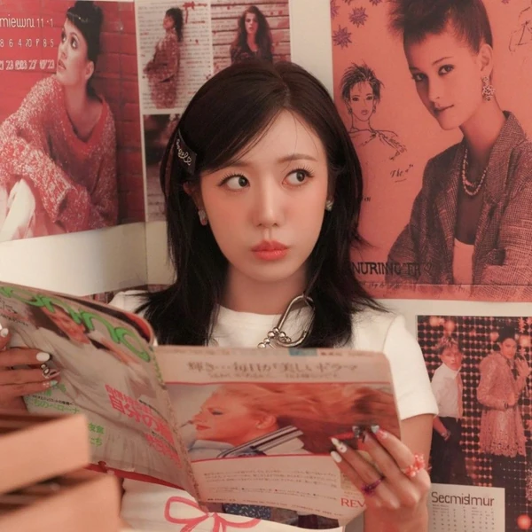 Foto Populer Penuh Cinta untuk Kim Namjoo (Apink)