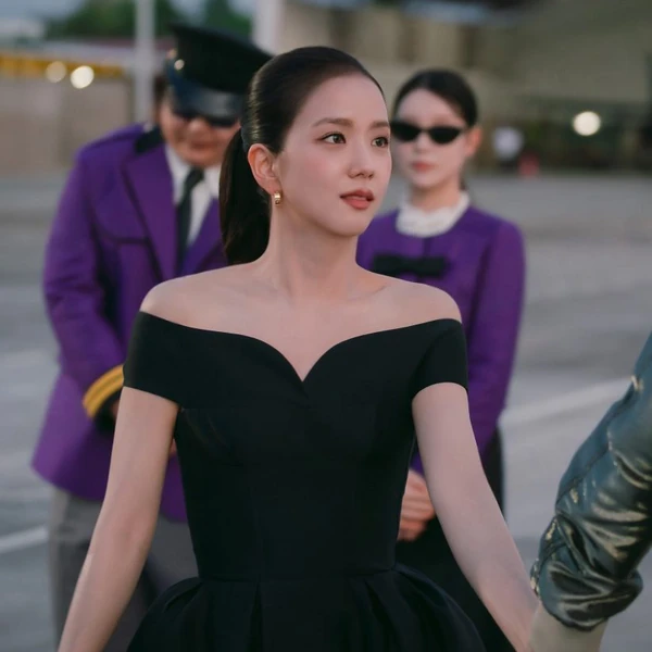 Foto Populer Penuh Cinta untuk Jisoo (BLACKPINK)