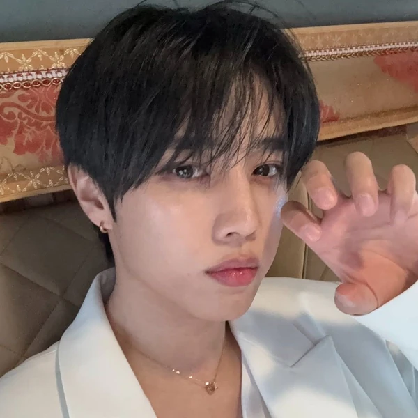 Top Photo Full of Sunwoo (THE BOYZ) Love