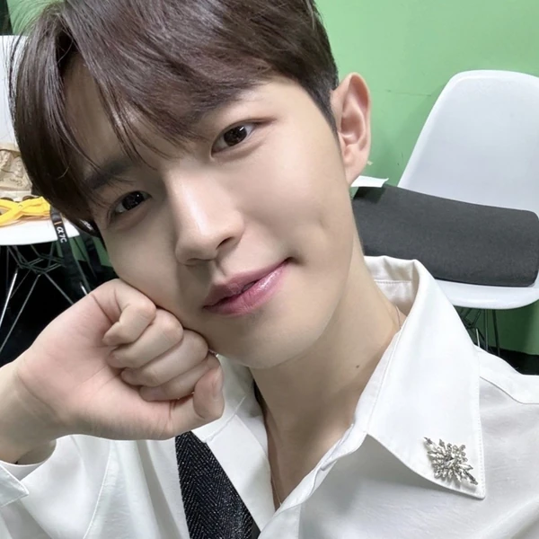 Top Photo Full of Kim Jaehwan Love