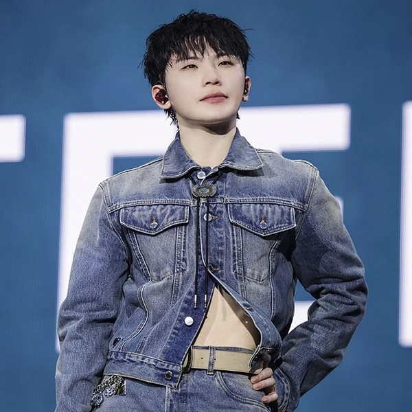 우지 (세븐틴) 팬심 가득한 인기 사진