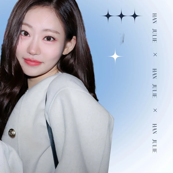 Top Photo Full of Julie (KISS OF LIFE) Love